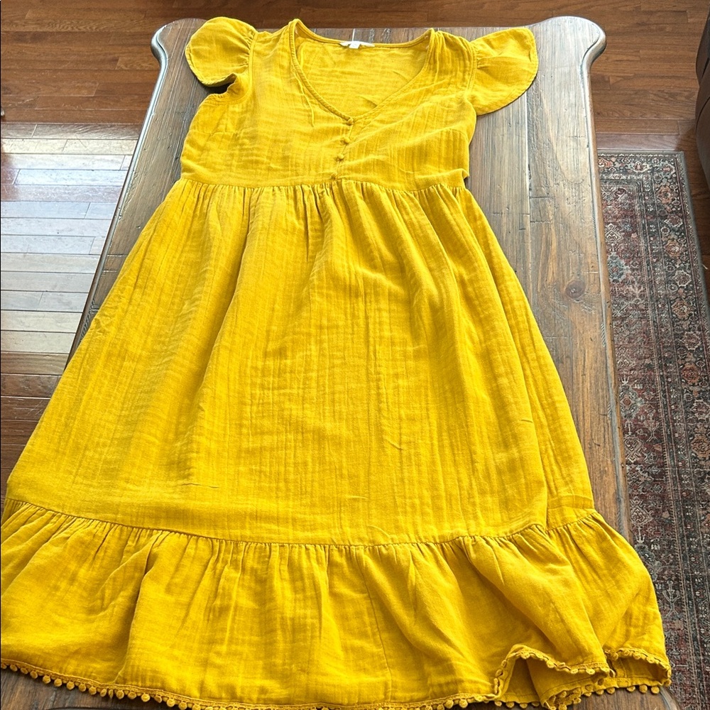 Time and Tru Sunny Yellow woman’s dress